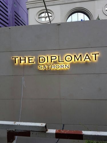 ป้ายต่างๆ ภายในคอนโด the diplomat สาทร